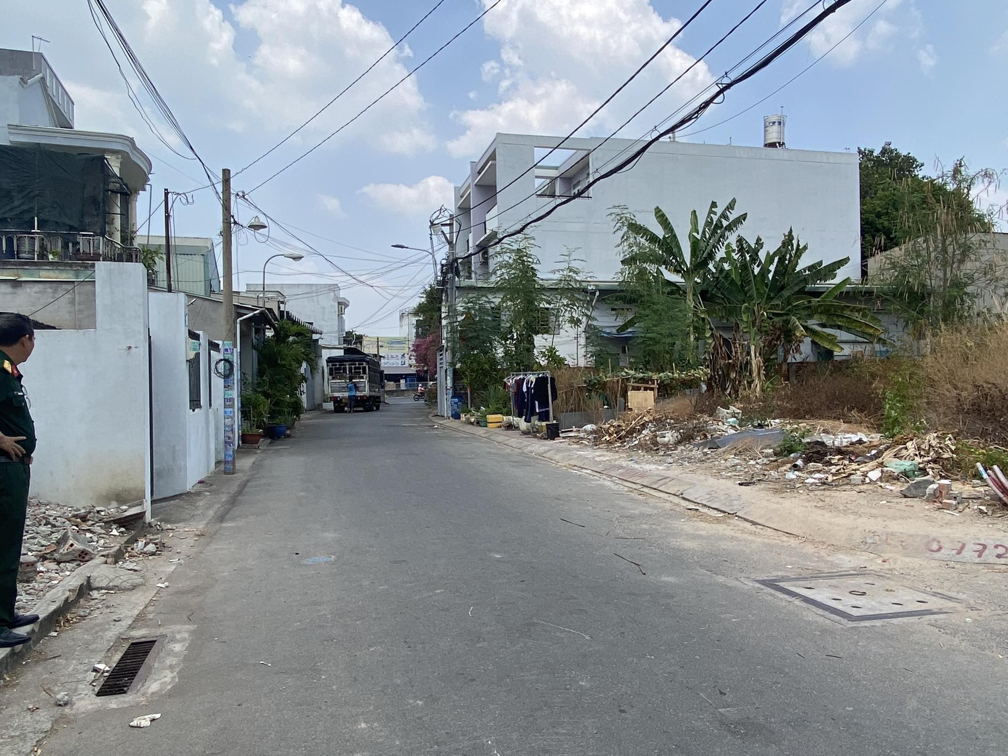 Tin nóng bán gấp nhà 2 tầng ngay Linh Đông ngang khủng nhà BTCT ở ngay.